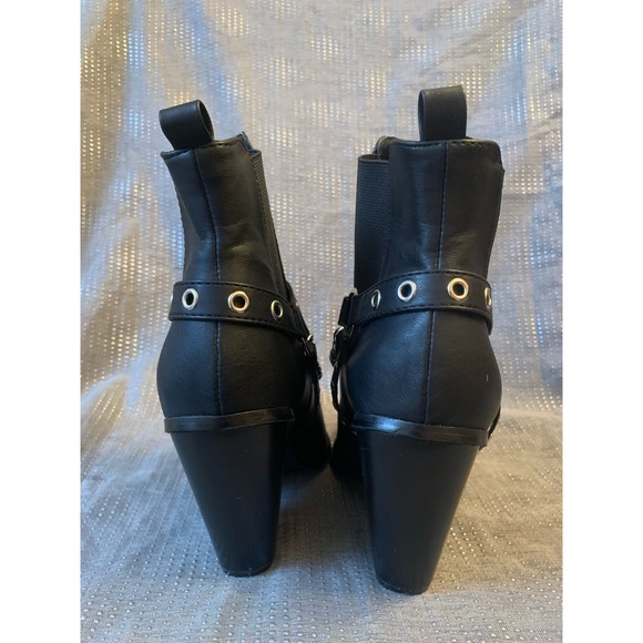 H Cape Robbin black boots with chains SZ 8.5 - Picture 4 of 10